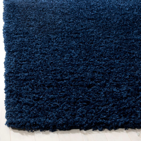 Safavieh Athens Shag Polypropylene Pile Power Loomed Shag & Flokati Rug SGAS119N-28