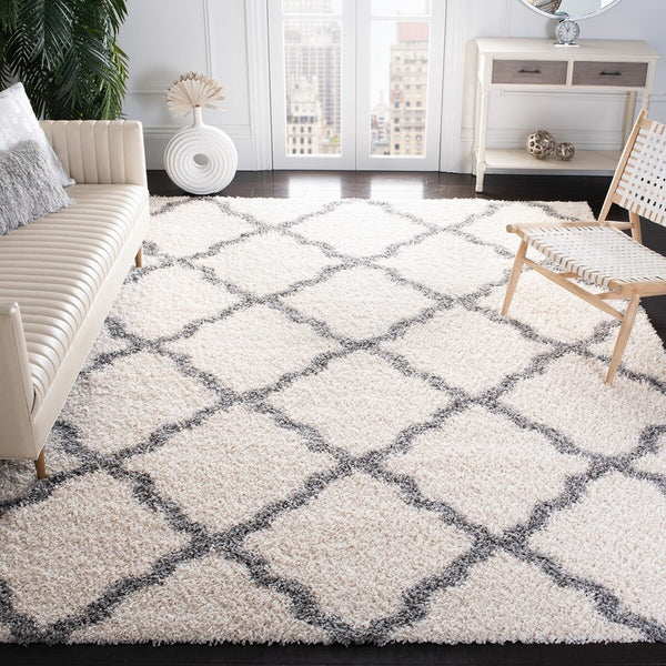 Safavieh Dallas Shag 257 Polypropylene Pile Power Loomed Shag & Flokati Rug SGD257F-10SQ
