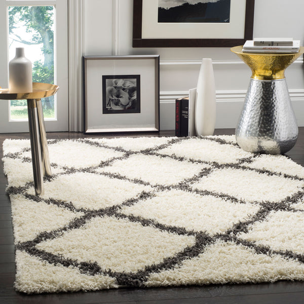 Safavieh Dallas Shag 257 Polypropylene Pile Power Loomed Shag & Flokati Rug SGD257H-10SQ