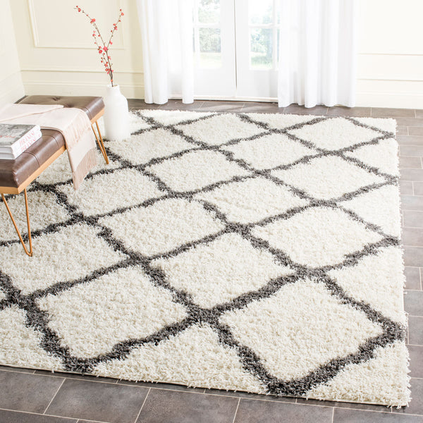 Safavieh Dallas Shag 257 Polypropylene Pile Power Loomed Shag & Flokati Rug SGD257H-10SQ