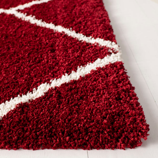 Hudson Shag 281 Shag Power Loomed Polypropylene Rug Red / Ivory