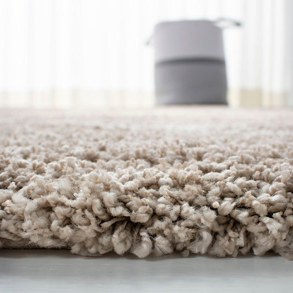 Hudson Shag 281 Shag Power Loomed Polypropylene Rug Beige / Ivory