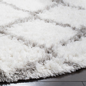 Safavieh Indie SGI322 Power Loomed Rug
