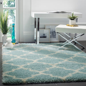 Safavieh Sgm Montreal SGM832 Power Loomed Rug