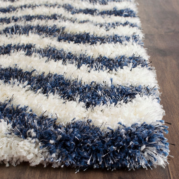 Safavieh Sgm Montreal SGM846 Power Loomed Rug