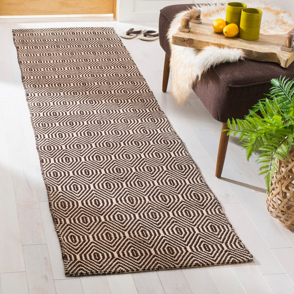 Safavieh Southampton SHA243 Hand Woven Rug