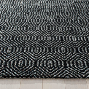 Safavieh Southampton SHA243 Hand Woven Rug