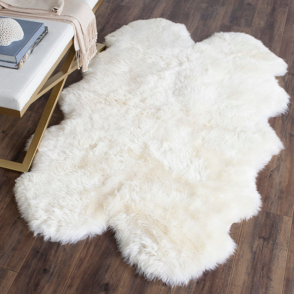 Safavieh Sheep SHS121 Natural Skin Rug