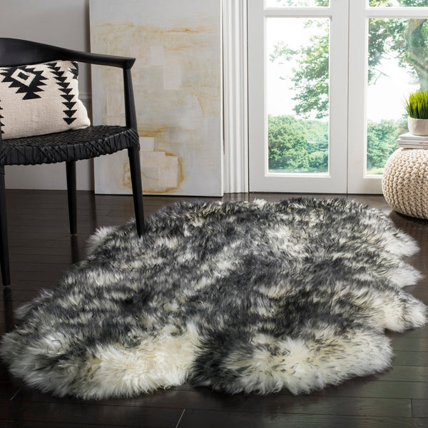 Safavieh Sheep SHS121 Natural Skin Rug
