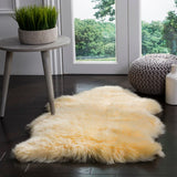 Safavieh Sheep Skin 121 NATURAL SHEEP SKIN MADE WITHIN ACID DYING SHEEP SKIN Rug SHS121H-2