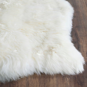 Safavieh Sheep Skin 211 Hand Woven Sheep Skin Rug SHS211A-24