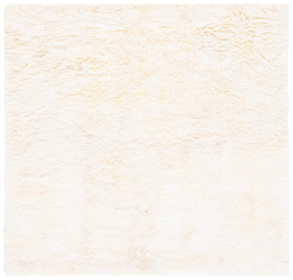 Safavieh Sheep Skin 211 Hand Woven Sheep Skin Rug SHS211A-24