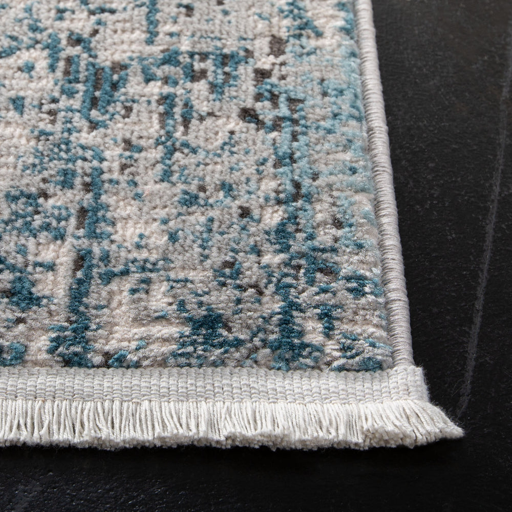 Safavieh Shivan SHV717 Power Loomed Rug