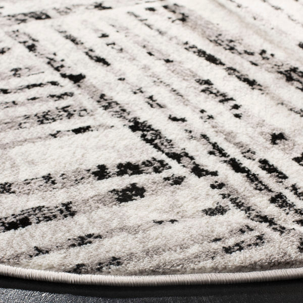 Safavieh Skyler SKY191 Power Loomed Rug