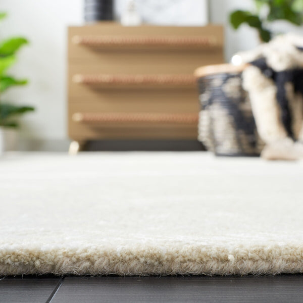 Safavieh Soho 175 Hand Tufted 45% Viscose/35% Wool/and 20% Cotton Contemporary Rug SOH175A-8SQ