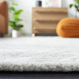 Soho 175 Hand Tufted 45% Viscose, 35% Wool, 20% Cotton Contemporary Rug Grey / Ivory 45% Viscose, 35% Wool, 20% Cotton SOH175F-6SQ