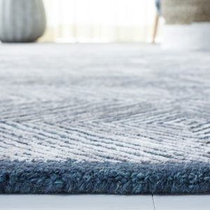 Soho 176 Hand Tufted 45% Viscose, 35% Wool, 20% Cotton Contemporary Rug Dark Grey / Ivory 45% Viscose, 35% Wool, 20% Cotton SOH176F-4