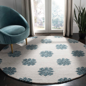 Safavieh Soho SOH213 Hand Tufted Rug