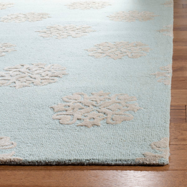 Safavieh Soho SOH213 Hand Tufted Rug