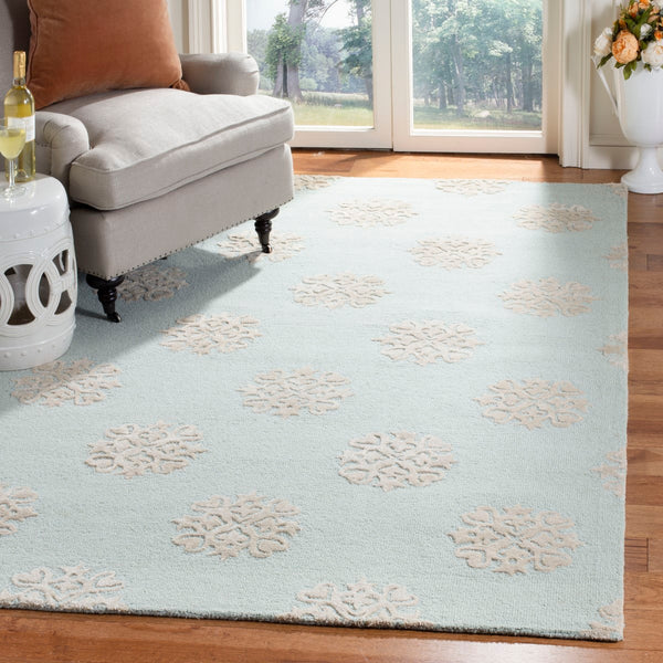 Safavieh Soho SOH213 Hand Tufted Rug
