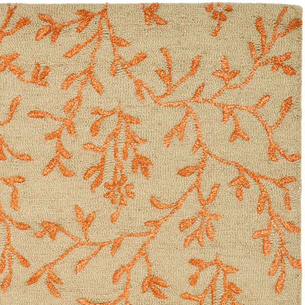 Safavieh Soho SOH214 Hand Tufted Rug
