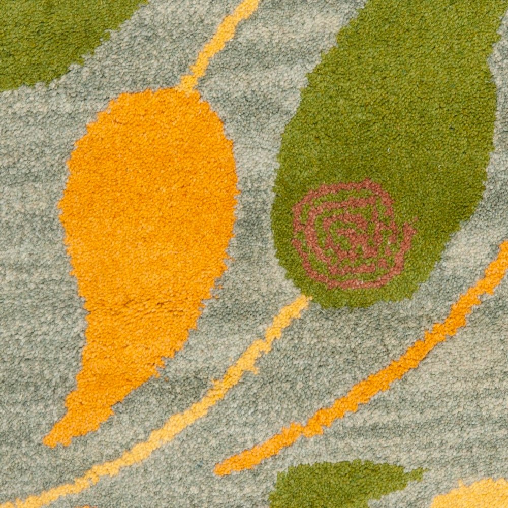 Safavieh Soho SOH217 Hand Tufted Rug