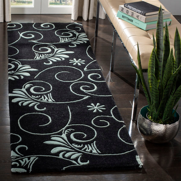 Safavieh Soho SOH218 Hand Tufted Rug