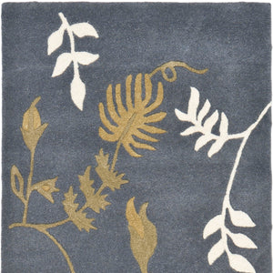 Safavieh Soho SOH313 Hand Tufted Rug