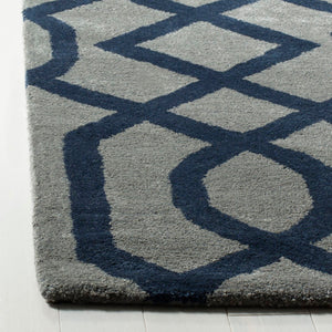 Safavieh Soho SOH411 Hand Tufted Rug