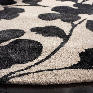 Safavieh Soho SOH419 Hand Tufted Rug