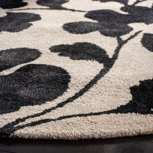 Safavieh Soho SOH419 Hand Tufted Rug