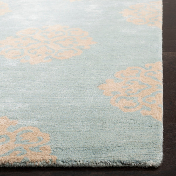 Soho Soh424  Hand Tufted 100% Wool Pile Rug Turquoise