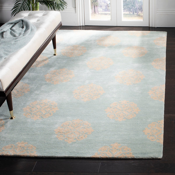 Soho Soh424  Hand Tufted 100% Wool Pile Rug Turquoise