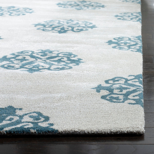 Safavieh Soh424 Hand Tufted Wool Rug SOH424C-4