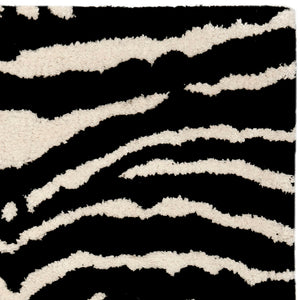 Safavieh Soho SOH434 Hand Tufted Rug