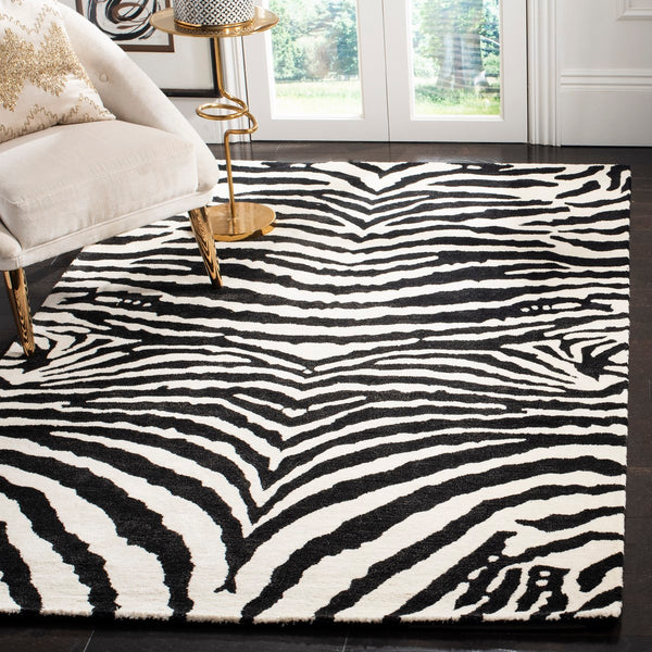 Safavieh Soho SOH434 Hand Tufted Rug