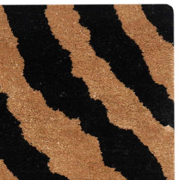 Safavieh Soho SOH434 Hand Tufted Rug