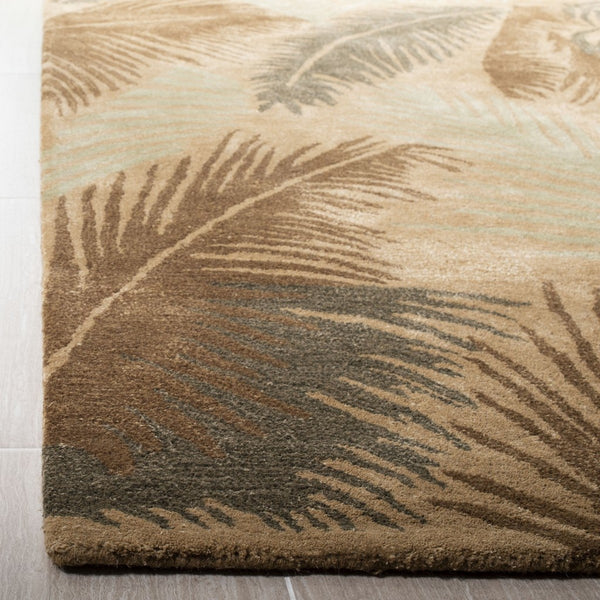 Safavieh SOH440 Hand Tufted Rug