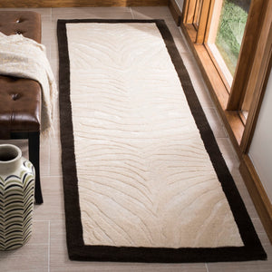 Safavieh Soho SOH443 Hand Tufted Rug