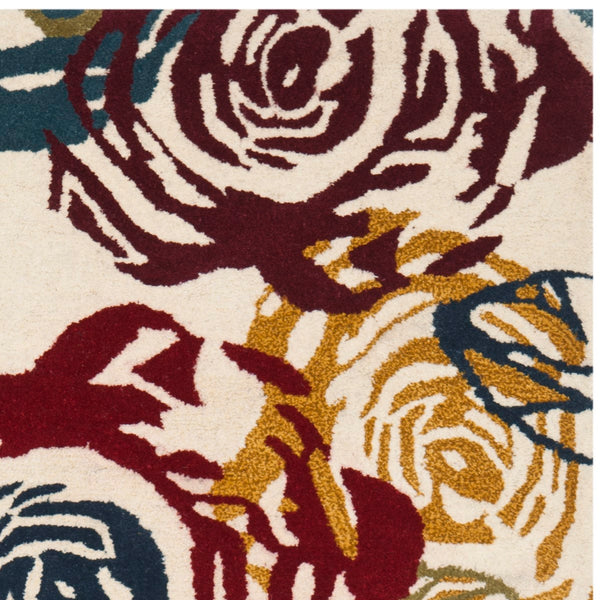 Safavieh Soho SOH447 Hand Tufted Rug