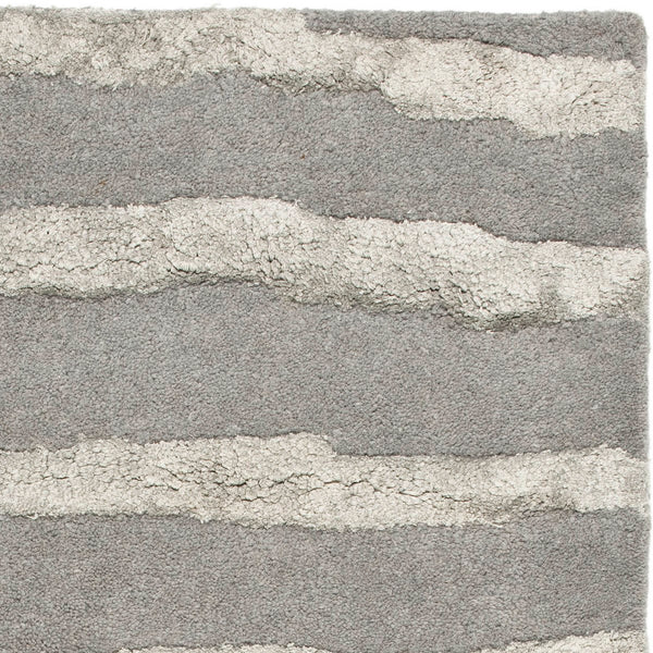 Safavieh Soho SOH519 Hand Tufted Rug