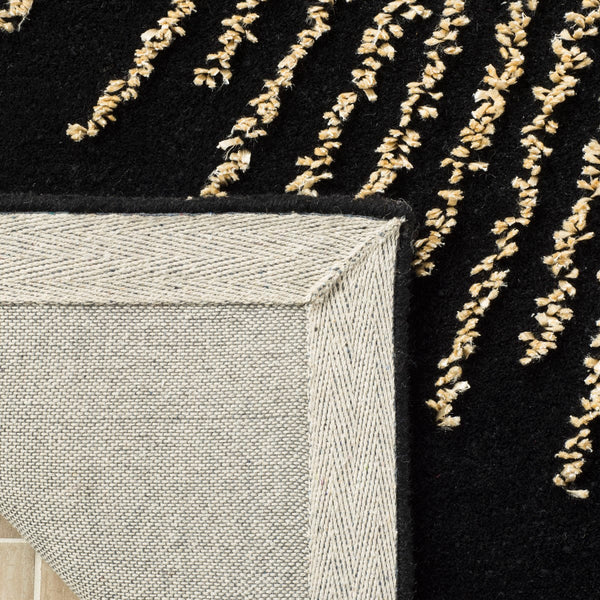 Safavieh Soho SOH655 Hand Tufted Rug