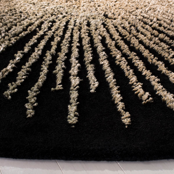 Safavieh Soho SOH655 Hand Tufted Rug