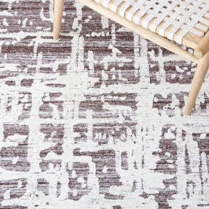 Safavieh Soho 657  Hand Tufted 50% Polyproplyne & 50% Viscose Rug SOH657T-8