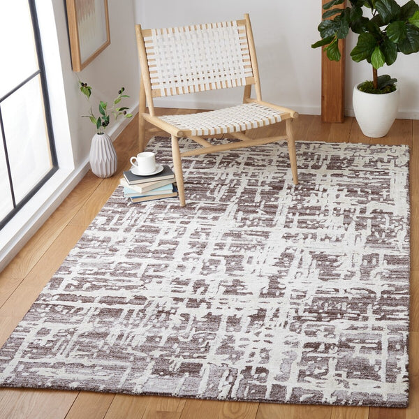 Safavieh Soho 657  Hand Tufted 50% Polyproplyne & 50% Viscose Rug SOH657T-8