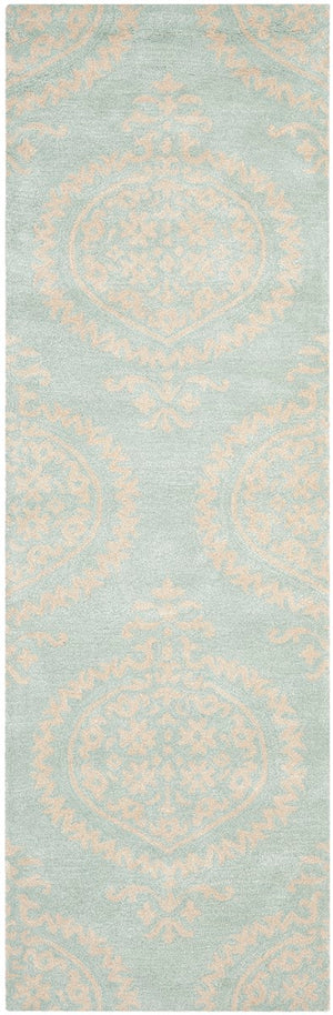 Safavieh Soho SOH703 Hand Tufted Rug