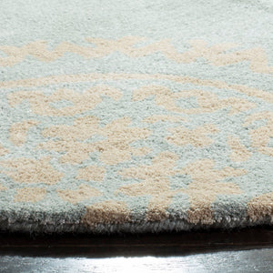 Safavieh Soho SOH703 Hand Tufted Rug