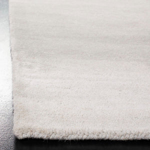 Safavieh Soho SOH704 Hand Tufted Rug