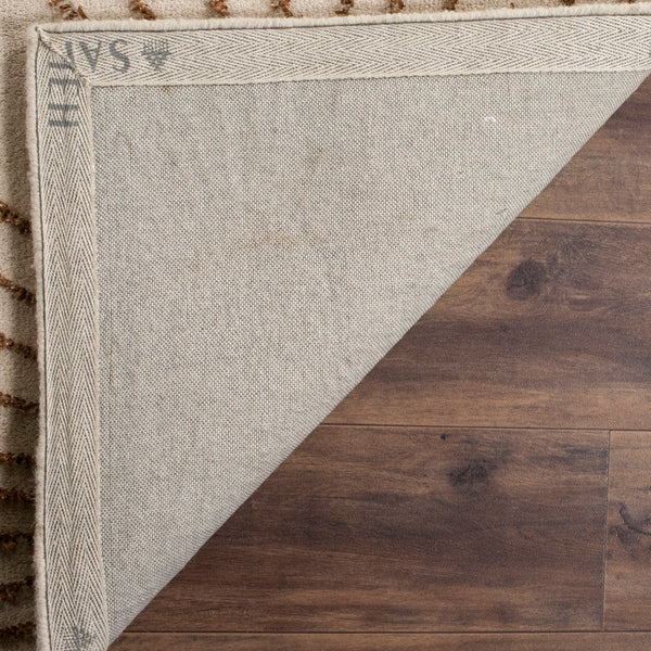 Safavieh Soho SOH712 Hand Tufted Rug