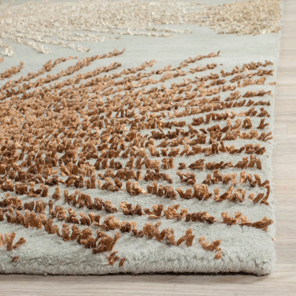 Safavieh Soho SOH712 Hand Tufted Rug